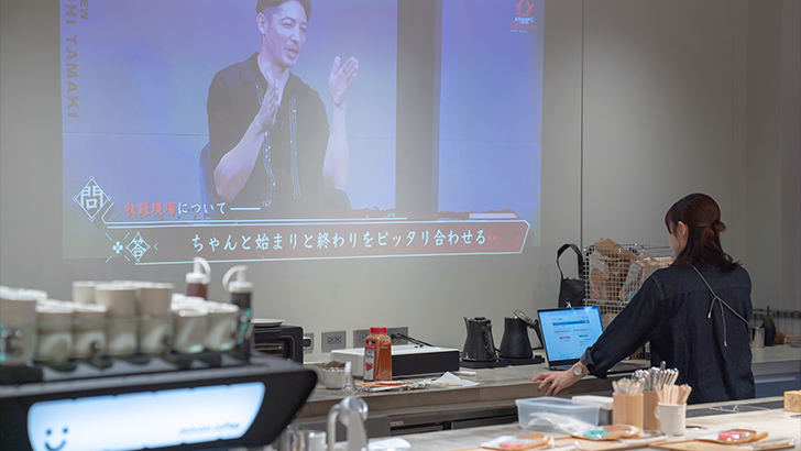 在Harajuku体验刺客的信条阴影咖啡馆